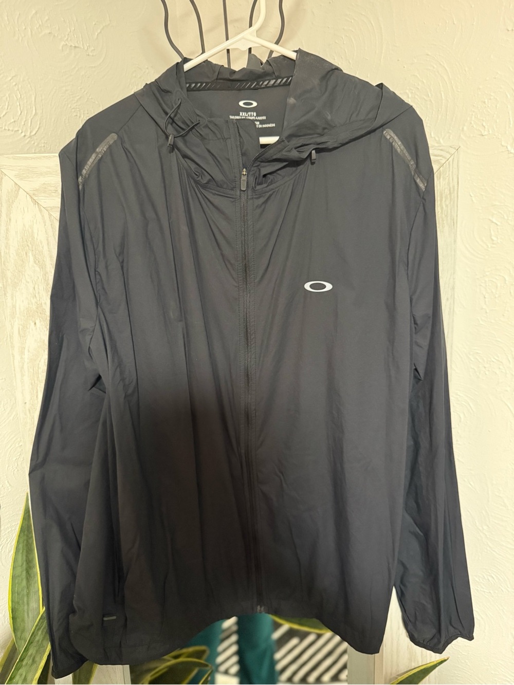 Oakley Men’s Black Hooded Windbreaker Jacket